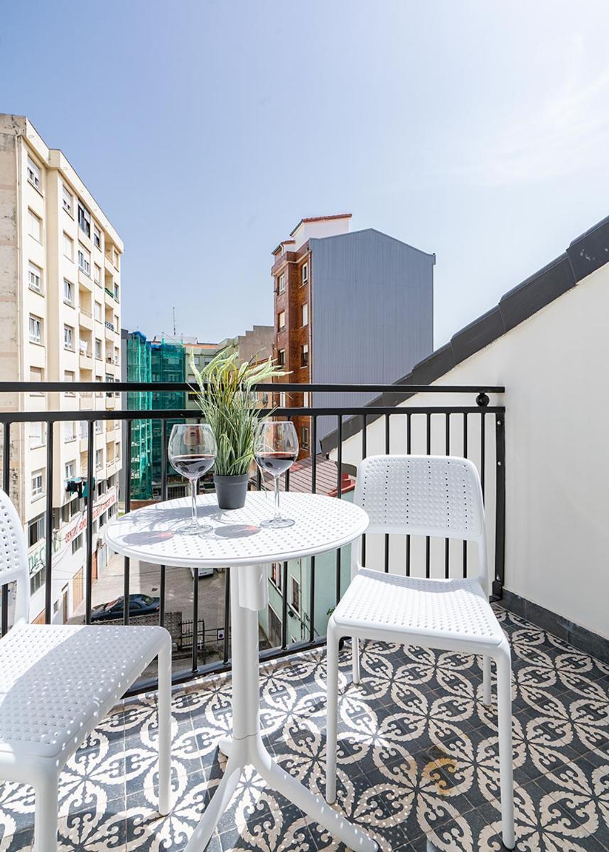 Alojamientos Turisticos Con Terraza En Santander Lapera Экстерьер фото